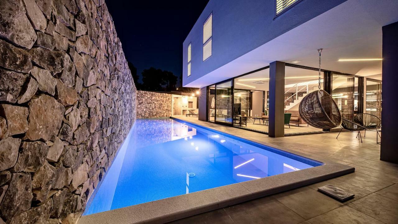 Villa Petra Sutivan Exteriör bild