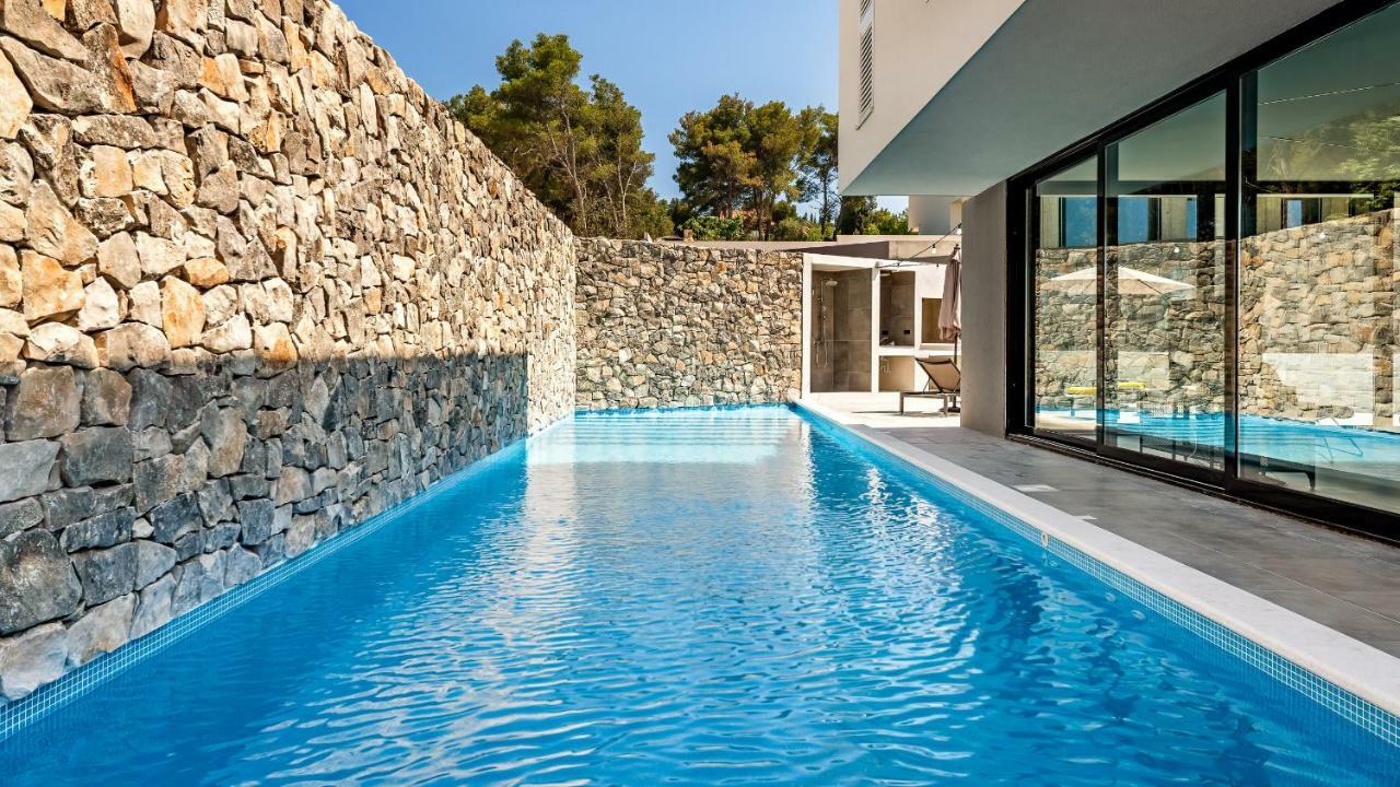 Villa Petra Sutivan Exteriör bild
